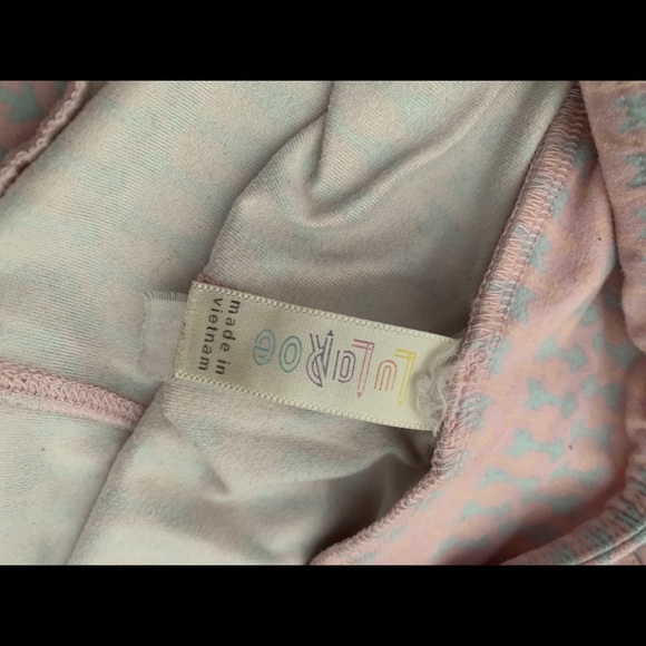 Pink Arrow Leggings - Picture 2 of 2